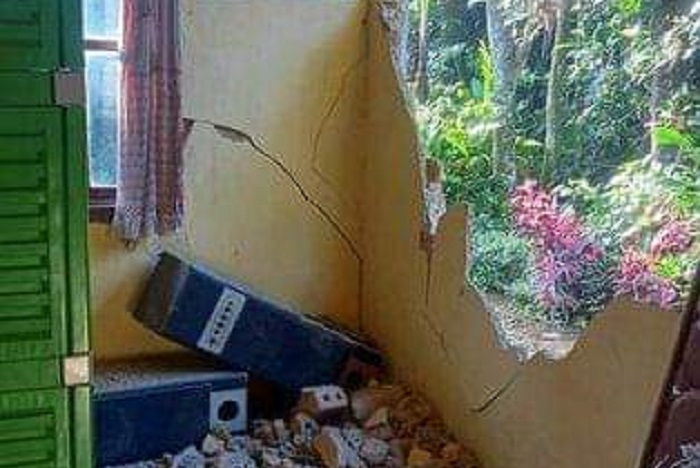 Dampak kerusakan gempa M4,6 yang berdampak hingga rumah warga di Kabupaten Bogor. (Dok. BPBD Kabupaten Bogor)
